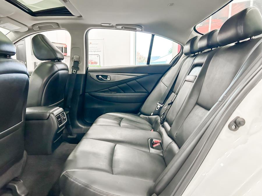 Used INFINITI Q50 3.0t Signature Edition AWD 2017 | Luxury Motor Club. Franklin Square, New York Used INFINITI Q50 3.0t Signature Edition AWD 2017 | Luxury Motor Club. Franklin Square, New York