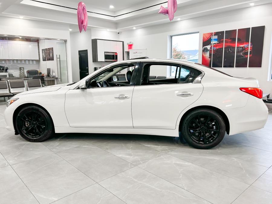 Used INFINITI Q50 3.0t Signature Edition AWD 2017 | Luxury Motor Club. Franklin Square, New York Used INFINITI Q50 3.0t Signature Edition AWD 2017 | Luxury Motor Club. Franklin Square, New York