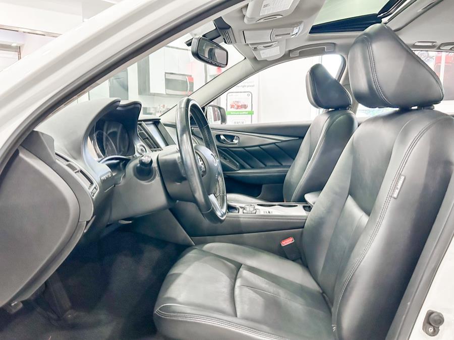 Used INFINITI Q50 3.0t Signature Edition AWD 2017 | Luxury Motor Club. Franklin Square, New York Used INFINITI Q50 3.0t Signature Edition AWD 2017 | Luxury Motor Club. Franklin Square, New York