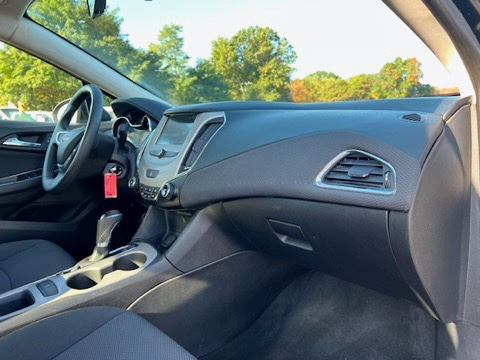 Used Chevrolet Cruze 4dr Sdn 1.4L LS w/1SB 2018 | Marsh Auto Sales LLC. Ortonville, Michigan Used Chevrolet Cruze 4dr Sdn 1.4L LS w/1SB 2018 | Marsh Auto Sales LLC. Ortonville, Michigan