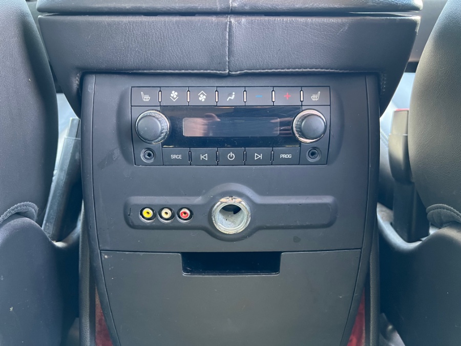Used Cadillac Escalade AWD 4dr Luxury 2013 | Marsh Auto Sales LLC. Ortonville, Michigan Used Cadillac Escalade AWD 4dr Luxury 2013 | Marsh Auto Sales LLC. Ortonville, Michigan