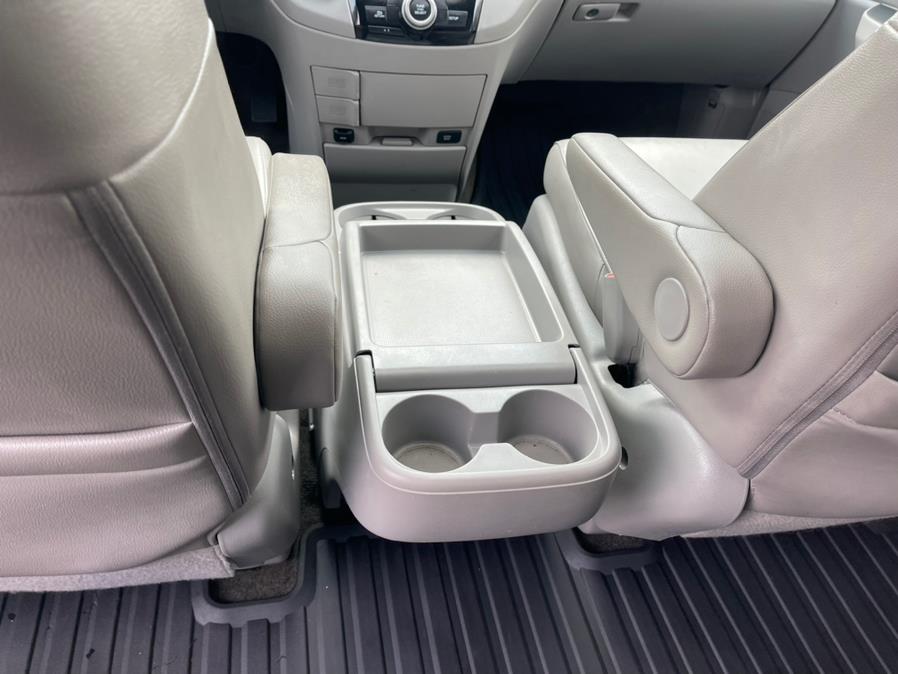 2012 Honda Odyssey 5dr EX-L w/Navi, available for sale in South Windsor, Connecticut | Mike And Tony Auto Sales, Inc. South Windsor, Connecticut 2012 Honda Odyssey 5dr EX-L w/Navi, available for sale in South Windsor, Connecticut | Mike And Tony Auto Sales, Inc. South Windsor, Connecticut