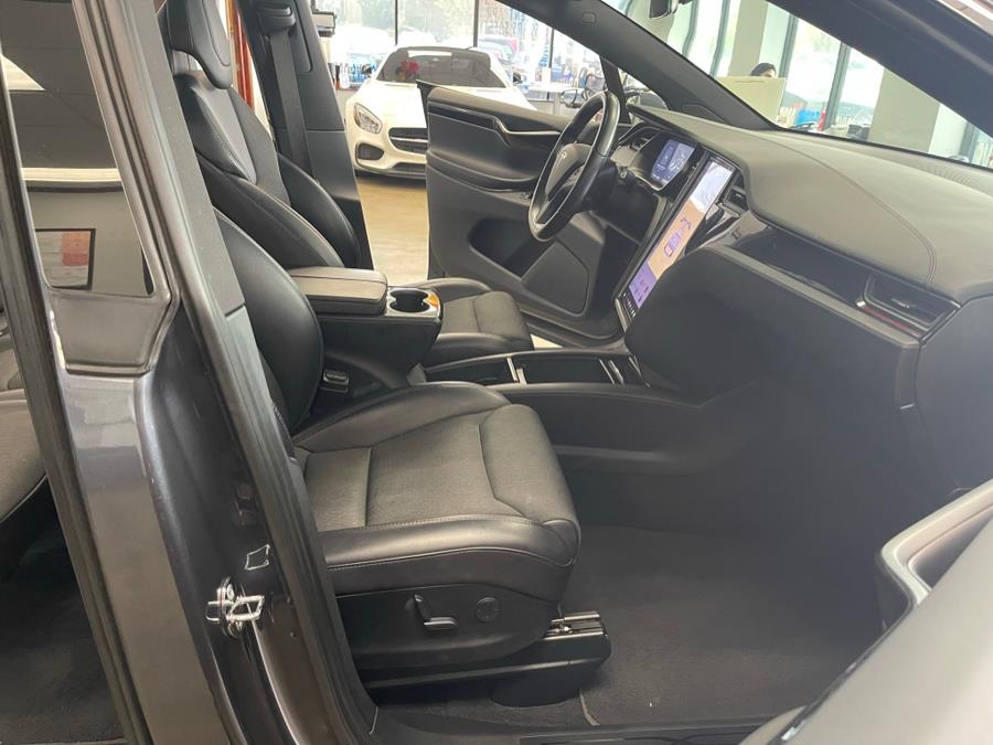 2018 Tesla Model X 75D AWD, available for sale in Inwood, New York | 5 Towns Drive. Inwood, New York 2018 Tesla Model X 75D AWD, available for sale in Inwood, New York | 5 Towns Drive. Inwood, New York