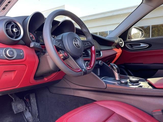 Used Alfa Romeo Giulia Base 2017 | Blasius Federal Road. Brookfield, Connecticut Used Alfa Romeo Giulia Base 2017 | Blasius Federal Road. Brookfield, Connecticut