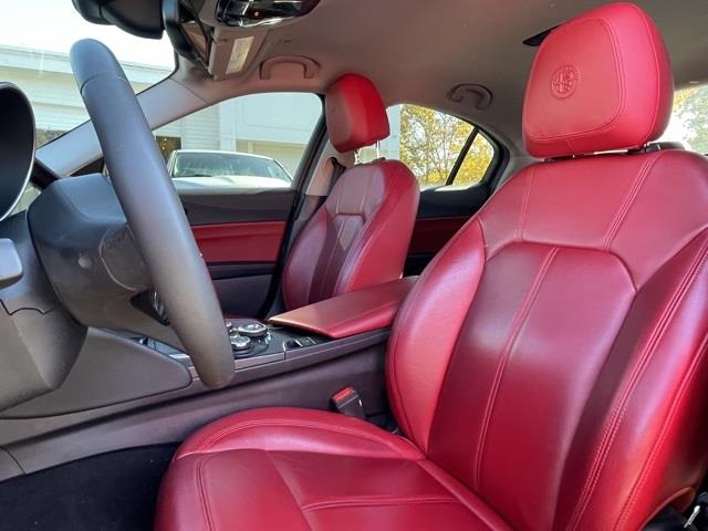 Used Alfa Romeo Giulia Base 2017 | Blasius Federal Road. Brookfield, Connecticut Used Alfa Romeo Giulia Base 2017 | Blasius Federal Road. Brookfield, Connecticut