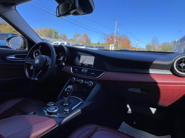 Used Alfa Romeo Giulia Base 2017 | Blasius Federal Road. Brookfield, Connecticut Used Alfa Romeo Giulia Base 2017 | Blasius Federal Road. Brookfield, Connecticut