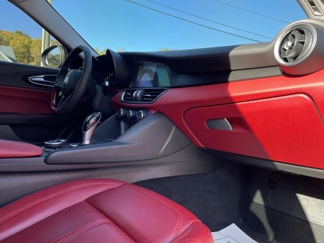 Used Alfa Romeo Giulia Base 2017 | Blasius Federal Road. Brookfield, Connecticut Used Alfa Romeo Giulia Base 2017 | Blasius Federal Road. Brookfield, Connecticut