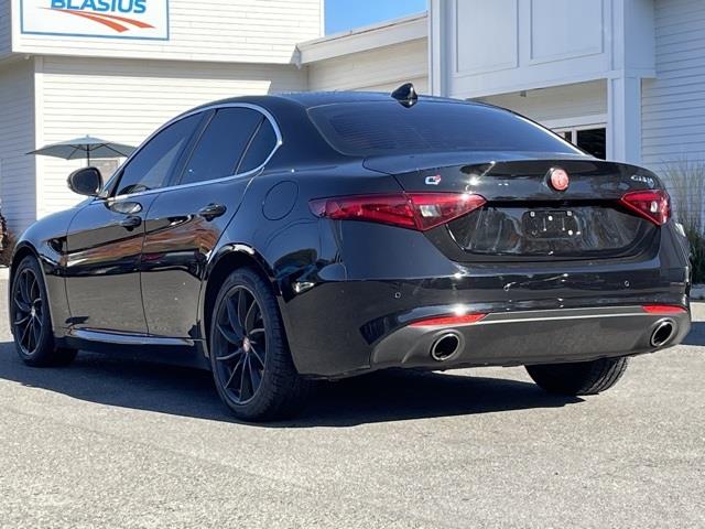 Used Alfa Romeo Giulia Base 2017 | Blasius Federal Road. Brookfield, Connecticut Used Alfa Romeo Giulia Base 2017 | Blasius Federal Road. Brookfield, Connecticut
