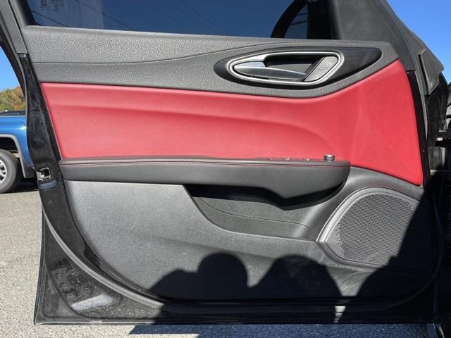 Used Alfa Romeo Giulia Base 2017 | Blasius Federal Road. Brookfield, Connecticut Used Alfa Romeo Giulia Base 2017 | Blasius Federal Road. Brookfield, Connecticut