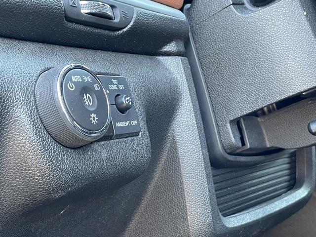 Used Chevrolet Traverse LT 2015 | Blasius Federal Road. Brookfield, Connecticut Used Chevrolet Traverse LT 2015 | Blasius Federal Road. Brookfield, Connecticut