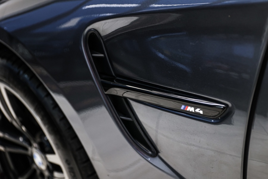 Used BMW M4 Convertible 2019 | 26 Motors Long Island. ELMONT, New York Used BMW M4 Convertible 2019 | 26 Motors Long Island. ELMONT, New York