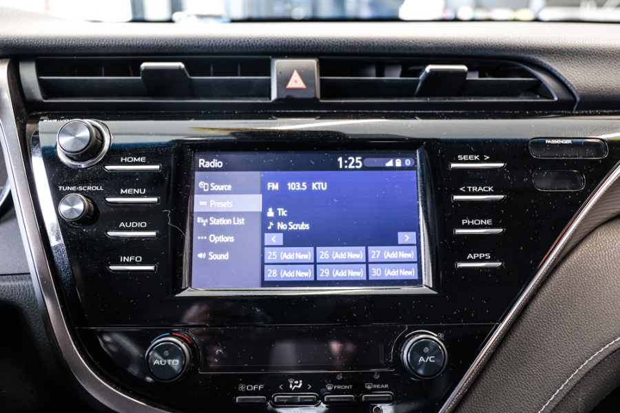 Used Toyota Camry SE Auto (Natl) 2018 | 26 Motors Long Island. ELMONT, New York Used Toyota Camry SE Auto (Natl) 2018 | 26 Motors Long Island. ELMONT, New York