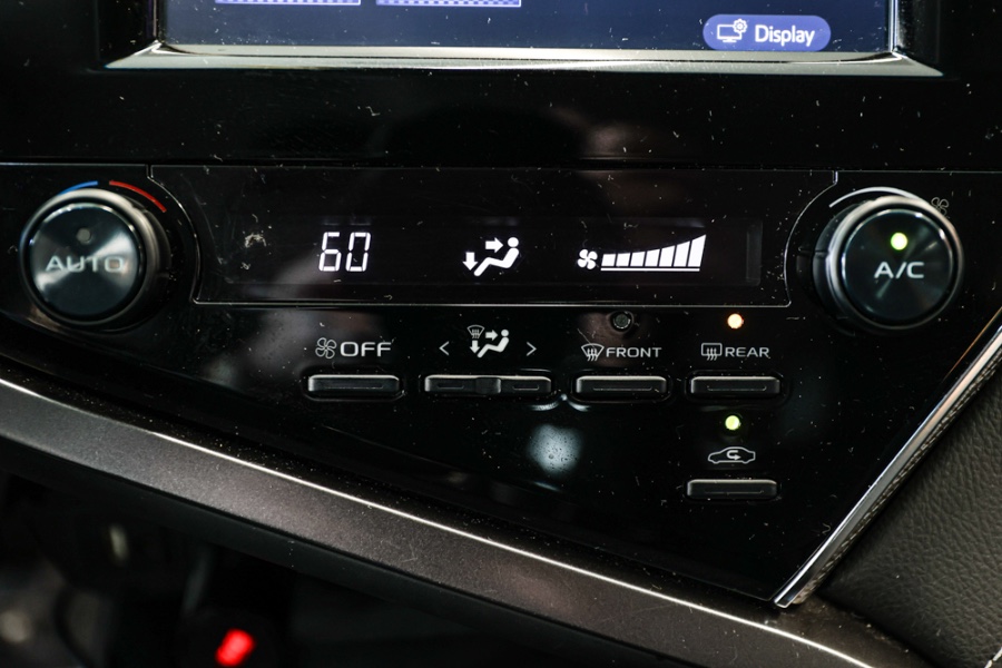 Used Toyota Camry SE Auto (Natl) 2018 | 26 Motors Long Island. ELMONT, New York Used Toyota Camry SE Auto (Natl) 2018 | 26 Motors Long Island. ELMONT, New York