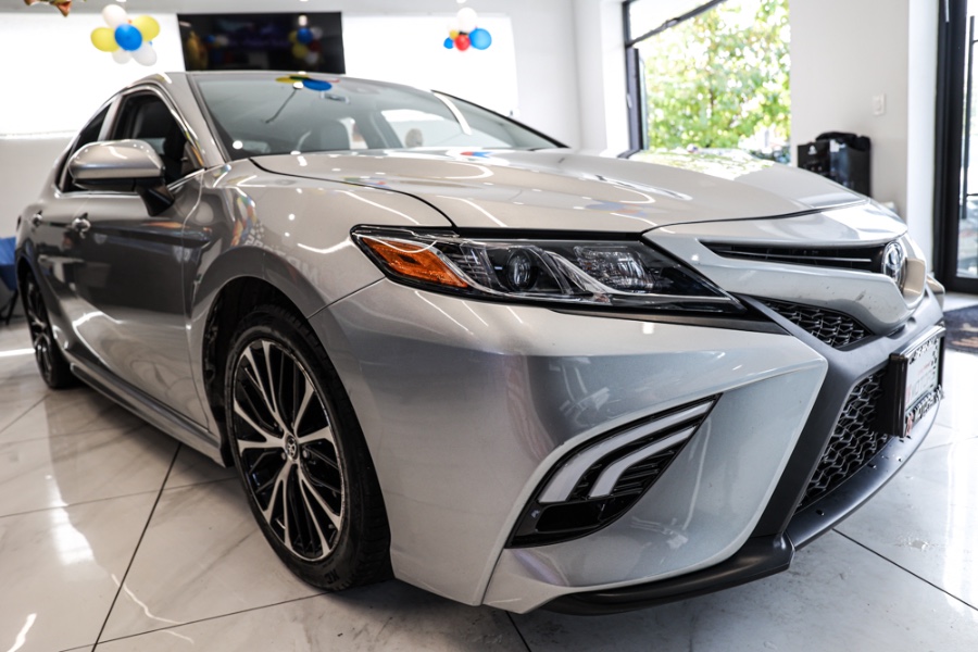 Used Toyota Camry SE Auto (Natl) 2018 | 26 Motors Long Island. ELMONT, New York Used Toyota Camry SE Auto (Natl) 2018 | 26 Motors Long Island. ELMONT, New York