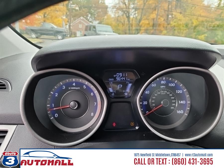 2012 Hyundai Elantra 4dr Sdn Auto Limited, available for sale in Middletown, Connecticut | RT 3 AUTO MALL LLC. Middletown, Connecticut 2012 Hyundai Elantra 4dr Sdn Auto Limited, available for sale in Middletown, Connecticut | RT 3 AUTO MALL LLC. Middletown, Connecticut