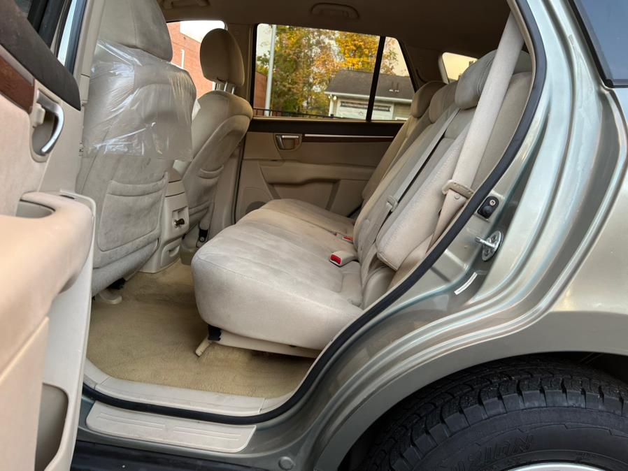 2009 Hyundai Santa Fe AWD 4dr Auto GLS, available for sale in Springfield, Massachusetts | Jordan Auto Sales. Springfield, Massachusetts 2009 Hyundai Santa Fe AWD 4dr Auto GLS, available for sale in Springfield, Massachusetts | Jordan Auto Sales. Springfield, Massachusetts