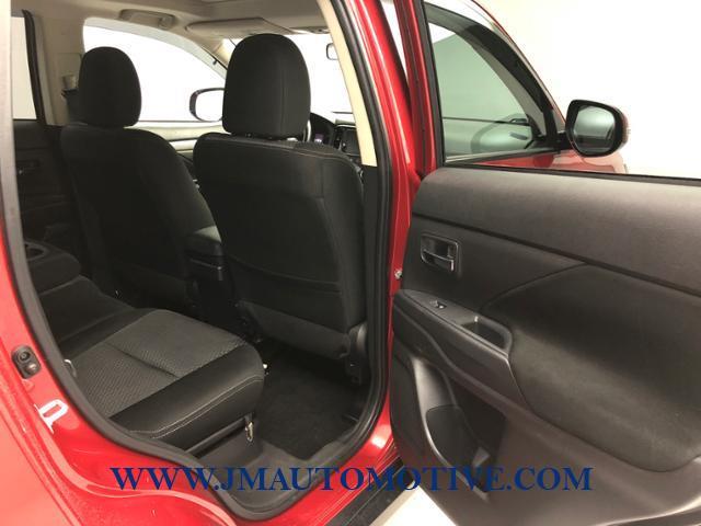 2018 Mitsubishi Outlander SE S-AWC, available for sale in Naugatuck, Connecticut | J&M Automotive Sls&Svc LLC. Naugatuck, Connecticut 2018 Mitsubishi Outlander SE S-AWC, available for sale in Naugatuck, Connecticut | J&M Automotive Sls&Svc LLC. Naugatuck, Connecticut