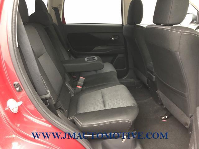 2018 Mitsubishi Outlander SE S-AWC, available for sale in Naugatuck, Connecticut | J&M Automotive Sls&Svc LLC. Naugatuck, Connecticut 2018 Mitsubishi Outlander SE S-AWC, available for sale in Naugatuck, Connecticut | J&M Automotive Sls&Svc LLC. Naugatuck, Connecticut