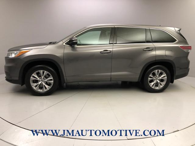 2016 Toyota Highlander AWD 4dr V6 LE, available for sale in Naugatuck, Connecticut | J&M Automotive Sls&Svc LLC. Naugatuck, Connecticut 2016 Toyota Highlander AWD 4dr V6 LE, available for sale in Naugatuck, Connecticut | J&M Automotive Sls&Svc LLC. Naugatuck, Connecticut