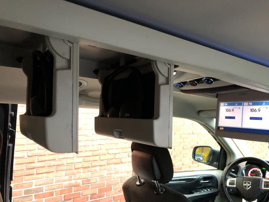 2012 Dodge Grand Caravan 4dr Wgn Crew, available for sale in Waterbury, Connecticut | National Auto Brokers, Inc.. Waterbury, Connecticut 2012 Dodge Grand Caravan 4dr Wgn Crew, available for sale in Waterbury, Connecticut | National Auto Brokers, Inc.. Waterbury, Connecticut