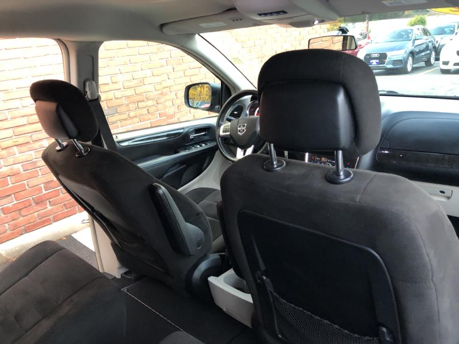 2012 Dodge Grand Caravan 4dr Wgn Crew, available for sale in Waterbury, Connecticut | National Auto Brokers, Inc.. Waterbury, Connecticut 2012 Dodge Grand Caravan 4dr Wgn Crew, available for sale in Waterbury, Connecticut | National Auto Brokers, Inc.. Waterbury, Connecticut
