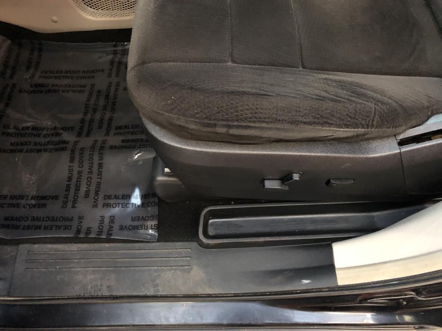 2012 Dodge Grand Caravan 4dr Wgn Crew, available for sale in Waterbury, Connecticut | National Auto Brokers, Inc.. Waterbury, Connecticut 2012 Dodge Grand Caravan 4dr Wgn Crew, available for sale in Waterbury, Connecticut | National Auto Brokers, Inc.. Waterbury, Connecticut
