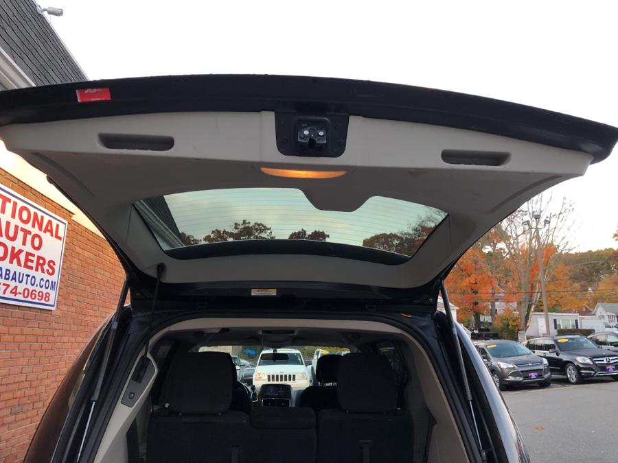 2012 Dodge Grand Caravan 4dr Wgn Crew, available for sale in Waterbury, Connecticut | National Auto Brokers, Inc.. Waterbury, Connecticut 2012 Dodge Grand Caravan 4dr Wgn Crew, available for sale in Waterbury, Connecticut | National Auto Brokers, Inc.. Waterbury, Connecticut