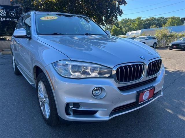 Used BMW X5 xDrive35i 2016 | Wiz Leasing Inc. Stratford, Connecticut Used BMW X5 xDrive35i 2016 | Wiz Leasing Inc. Stratford, Connecticut