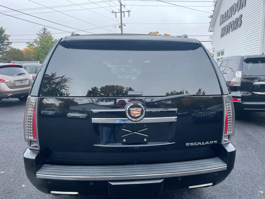 Used Cadillac Escalade AWD 4dr Premium 2014 | Malkoon Motors. Agawam, Massachusetts Used Cadillac Escalade AWD 4dr Premium 2014 | Malkoon Motors. Agawam, Massachusetts