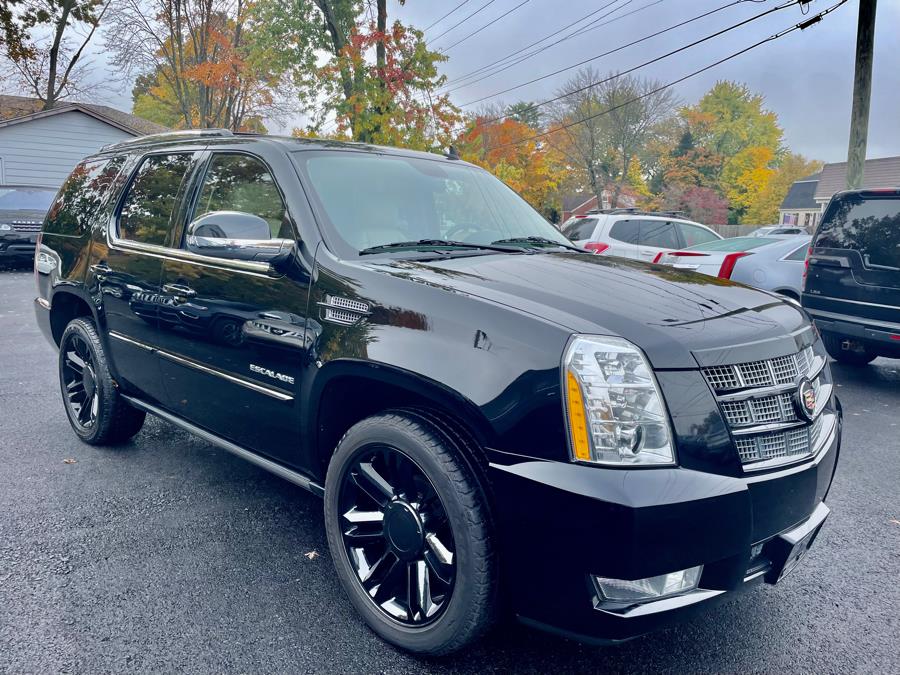 Used Cadillac Escalade AWD 4dr Premium 2014 | Malkoon Motors. Agawam, Massachusetts Used Cadillac Escalade AWD 4dr Premium 2014 | Malkoon Motors. Agawam, Massachusetts