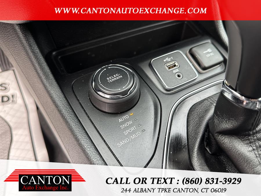 Used Jeep Cherokee Limited 2019 | Canton Auto Exchange. Canton, Connecticut Used Jeep Cherokee Limited 2019 | Canton Auto Exchange. Canton, Connecticut