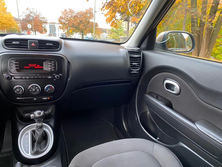 2015 Kia Soul 5dr Wgn Auto Base, available for sale in Waterbury, Connecticut | Platinum Auto Care. Waterbury, Connecticut 2015 Kia Soul 5dr Wgn Auto Base, available for sale in Waterbury, Connecticut | Platinum Auto Care. Waterbury, Connecticut