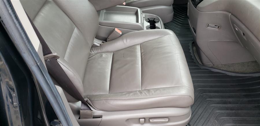 2011 Honda Odyssey 5dr Touring, available for sale in Little Ferry, New Jersey | Victoria Preowned Autos Inc. Little Ferry, New Jersey 2011 Honda Odyssey 5dr Touring, available for sale in Little Ferry, New Jersey | Victoria Preowned Autos Inc. Little Ferry, New Jersey
