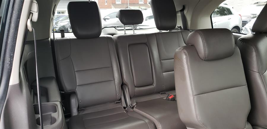 2011 Honda Odyssey 5dr Touring, available for sale in Little Ferry, New Jersey | Victoria Preowned Autos Inc. Little Ferry, New Jersey 2011 Honda Odyssey 5dr Touring, available for sale in Little Ferry, New Jersey | Victoria Preowned Autos Inc. Little Ferry, New Jersey