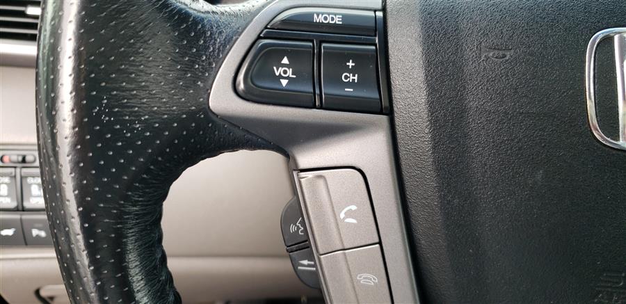 2011 Honda Odyssey 5dr Touring, available for sale in Little Ferry, New Jersey | Victoria Preowned Autos Inc. Little Ferry, New Jersey 2011 Honda Odyssey 5dr Touring, available for sale in Little Ferry, New Jersey | Victoria Preowned Autos Inc. Little Ferry, New Jersey