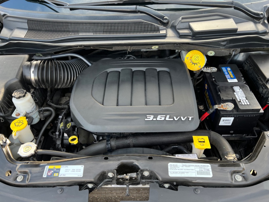 Used Chrysler Town & Country 4dr Wgn Touring-L 2015 | Marsh Auto Sales LLC. Ortonville, Michigan Used Chrysler Town & Country 4dr Wgn Touring-L 2015 | Marsh Auto Sales LLC. Ortonville, Michigan