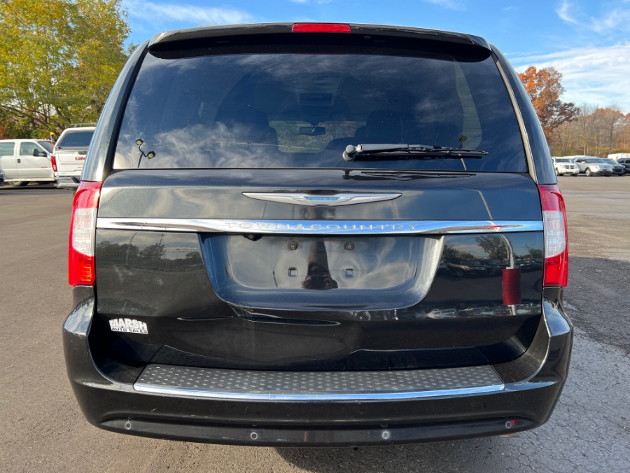 Used Chrysler Town & Country 4dr Wgn Touring-L 2015 | Marsh Auto Sales LLC. Ortonville, Michigan Used Chrysler Town & Country 4dr Wgn Touring-L 2015 | Marsh Auto Sales LLC. Ortonville, Michigan