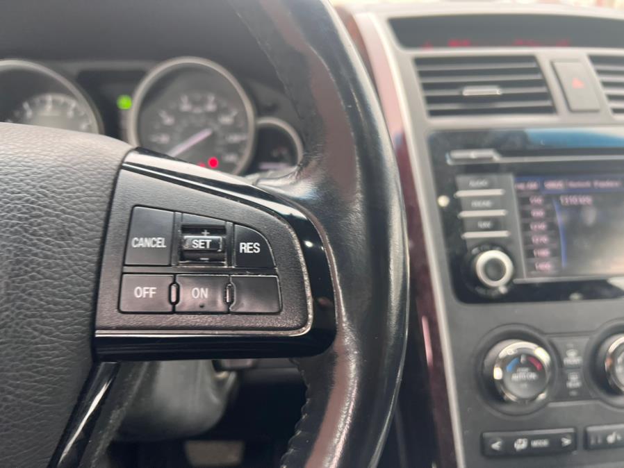 Used Mazda CX-9 AWD 4dr Grand Touring 2015 | Sophia's Auto Sales Inc. Worcester, Massachusetts Used Mazda CX-9 AWD 4dr Grand Touring 2015 | Sophia's Auto Sales Inc. Worcester, Massachusetts