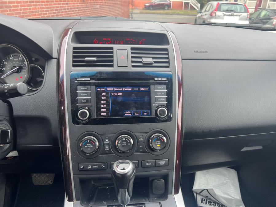 Used Mazda CX-9 AWD 4dr Grand Touring 2015 | Sophia's Auto Sales Inc. Worcester, Massachusetts Used Mazda CX-9 AWD 4dr Grand Touring 2015 | Sophia's Auto Sales Inc. Worcester, Massachusetts