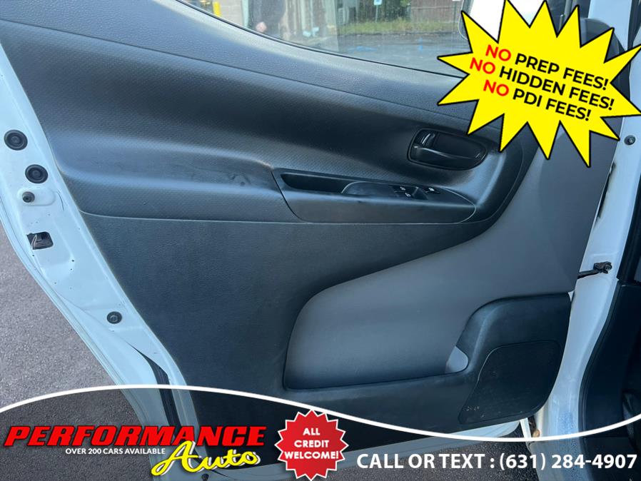 2015 Nissan NV200 I4 S, available for sale in Bohemia, New York | Performance Auto Inc. Bohemia, New York 2015 Nissan NV200 I4 S, available for sale in Bohemia, New York | Performance Auto Inc. Bohemia, New York