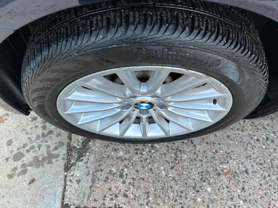 2012 BMW 5 Series 4dr Sdn 535i xDrive AWD, available for sale in Manchester, Connecticut | Carsonmain LLC. Manchester, Connecticut 2012 BMW 5 Series 4dr Sdn 535i xDrive AWD, available for sale in Manchester, Connecticut | Carsonmain LLC. Manchester, Connecticut