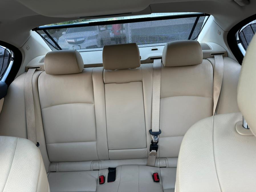 2012 BMW 5 Series 4dr Sdn 535i xDrive AWD, available for sale in Manchester, Connecticut | Carsonmain LLC. Manchester, Connecticut 2012 BMW 5 Series 4dr Sdn 535i xDrive AWD, available for sale in Manchester, Connecticut | Carsonmain LLC. Manchester, Connecticut