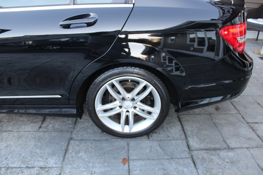 2012 Mercedes-Benz C-Class 4dr Sdn C300 Sport 4MATIC, available for sale in Plantsville, Connecticut | Auto House of Luxury. Plantsville, Connecticut 2012 Mercedes-Benz C-Class 4dr Sdn C300 Sport 4MATIC, available for sale in Plantsville, Connecticut | Auto House of Luxury. Plantsville, Connecticut