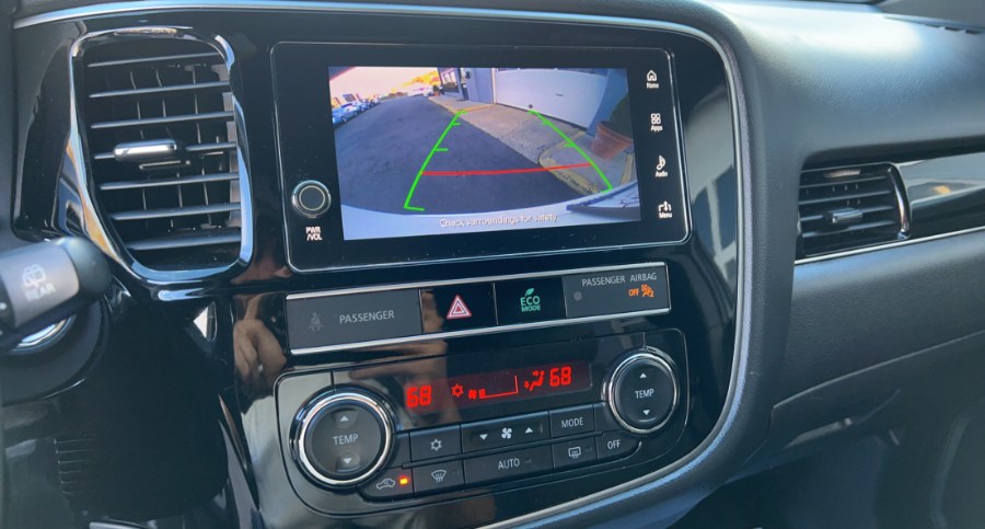 Used Mitsubishi Outlander LE S-AWC 2019 | West End Automotive Center. Waterbury, Connecticut Used Mitsubishi Outlander LE S-AWC 2019 | West End Automotive Center. Waterbury, Connecticut