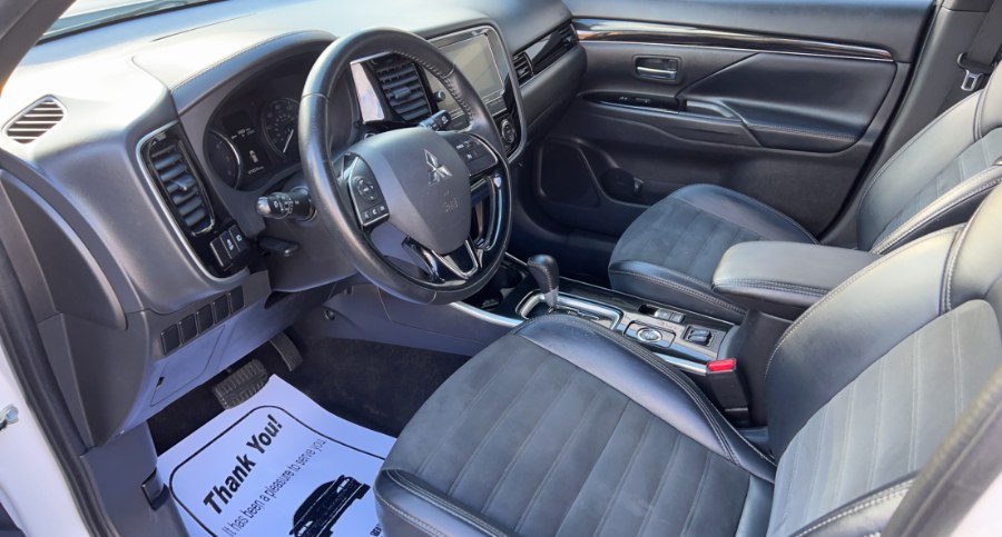 Used Mitsubishi Outlander LE S-AWC 2019 | West End Automotive Center. Waterbury, Connecticut Used Mitsubishi Outlander LE S-AWC 2019 | West End Automotive Center. Waterbury, Connecticut