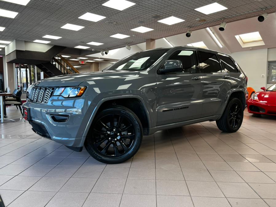 Used Jeep Grand Cherokee Altitude 4x4 2020 | Power Motors East. Massapequa Park, New York Used Jeep Grand Cherokee Altitude 4x4 2020 | Power Motors East. Massapequa Park, New York