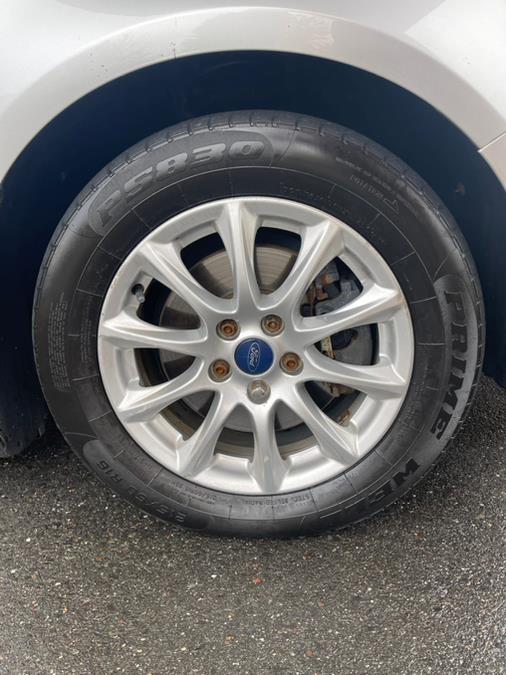 2015 Ford Fusion 4dr Sdn S FWD, available for sale in New Britain, Connecticut | Supreme Automotive. New Britain, Connecticut 2015 Ford Fusion 4dr Sdn S FWD, available for sale in New Britain, Connecticut | Supreme Automotive. New Britain, Connecticut