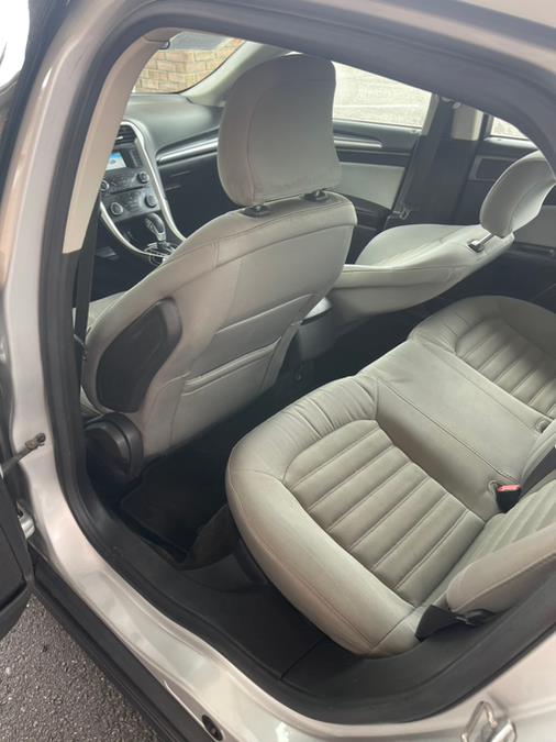 2015 Ford Fusion 4dr Sdn S FWD, available for sale in New Britain, Connecticut | Supreme Automotive. New Britain, Connecticut 2015 Ford Fusion 4dr Sdn S FWD, available for sale in New Britain, Connecticut | Supreme Automotive. New Britain, Connecticut