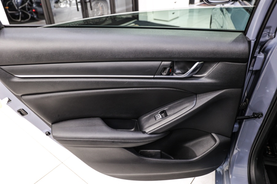 Used Honda Accord Sedan Sport SE 1.5T CVT 2021 | 26 Motors Long Island. ELMONT, New York Used Honda Accord Sedan Sport SE 1.5T CVT 2021 | 26 Motors Long Island. ELMONT, New York