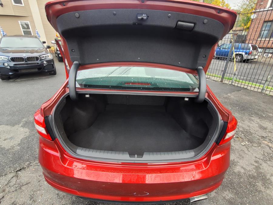 2015 Hyundai Sonata 4dr Sdn 2.4L SE, available for sale in Irvington, New Jersey | Elis Motors Corp. Irvington, New Jersey 2015 Hyundai Sonata 4dr Sdn 2.4L SE, available for sale in Irvington, New Jersey | Elis Motors Corp. Irvington, New Jersey
